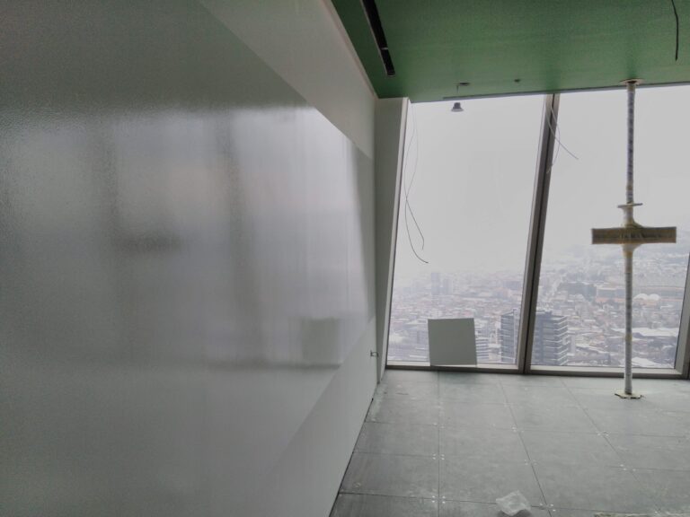 Hakkımızda - Smarter Surfaces TR Yazı Tahtası boyası - Beyaz uygulaması - Masomo