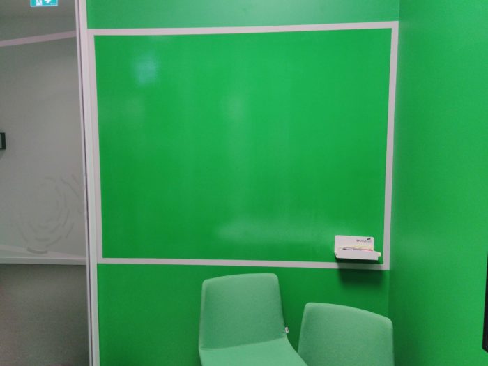 Yazı Tahtası boyası - Şeffaf uygulaması - Trendyol yeşil zemin