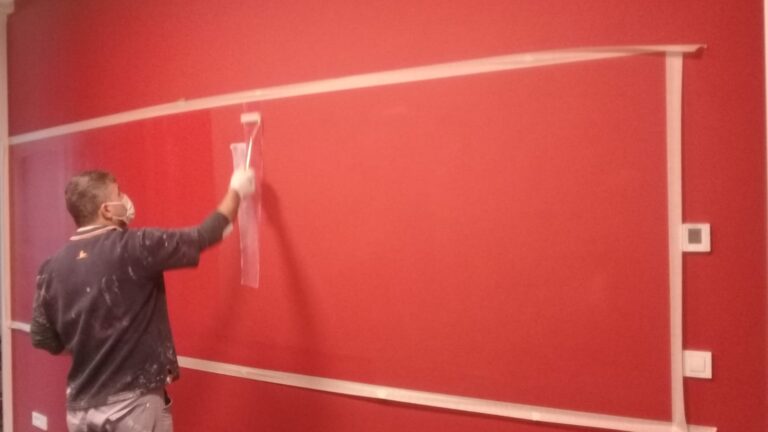 Şeffaf yazı tahtası boyası - Kırmızı Trendyol Duvarı Kullanım Örneği